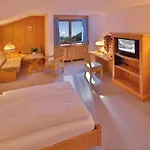 Omesberg 4* 레흐암 아르베르크