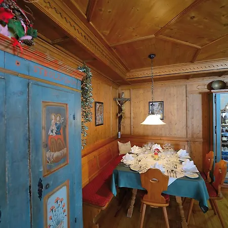 Hotel Omesberg Lech am Arlberg