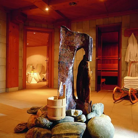 Hotel Omesberg 4*