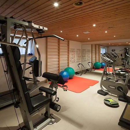 Omesberg Hotel Lech